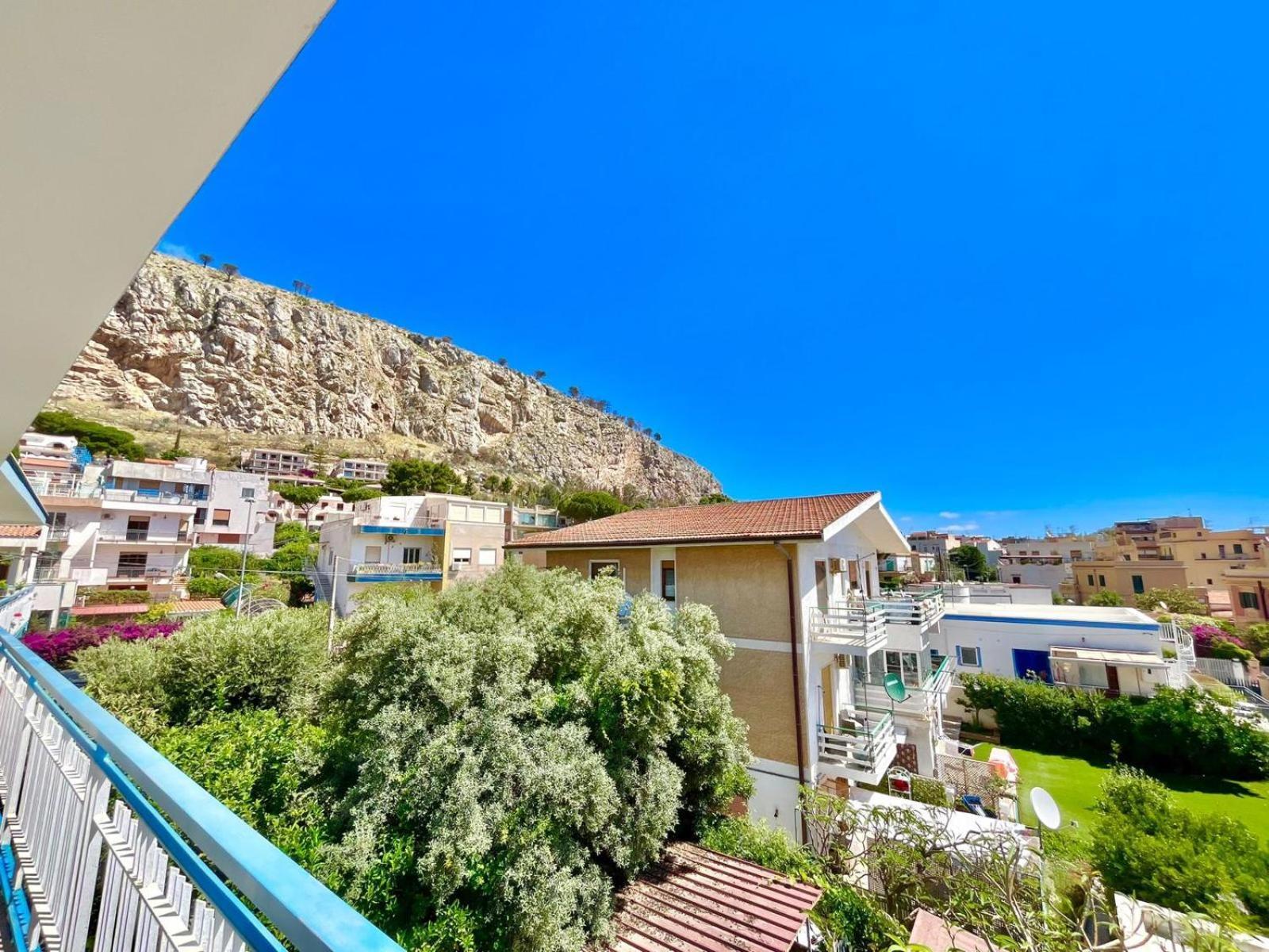 Mongibello Rooftop Mondello Exterior foto